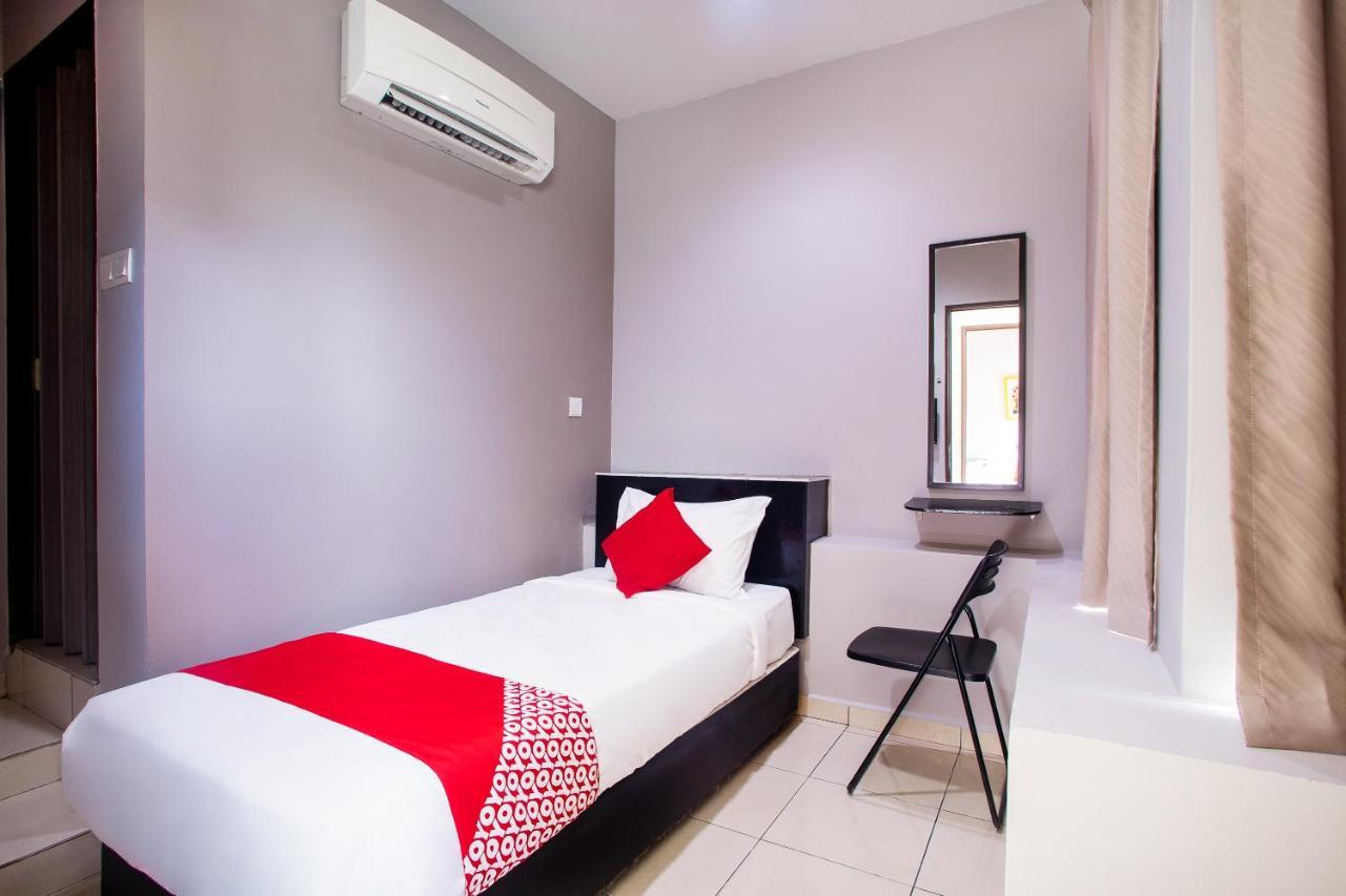 Avatarr Hotel 2*